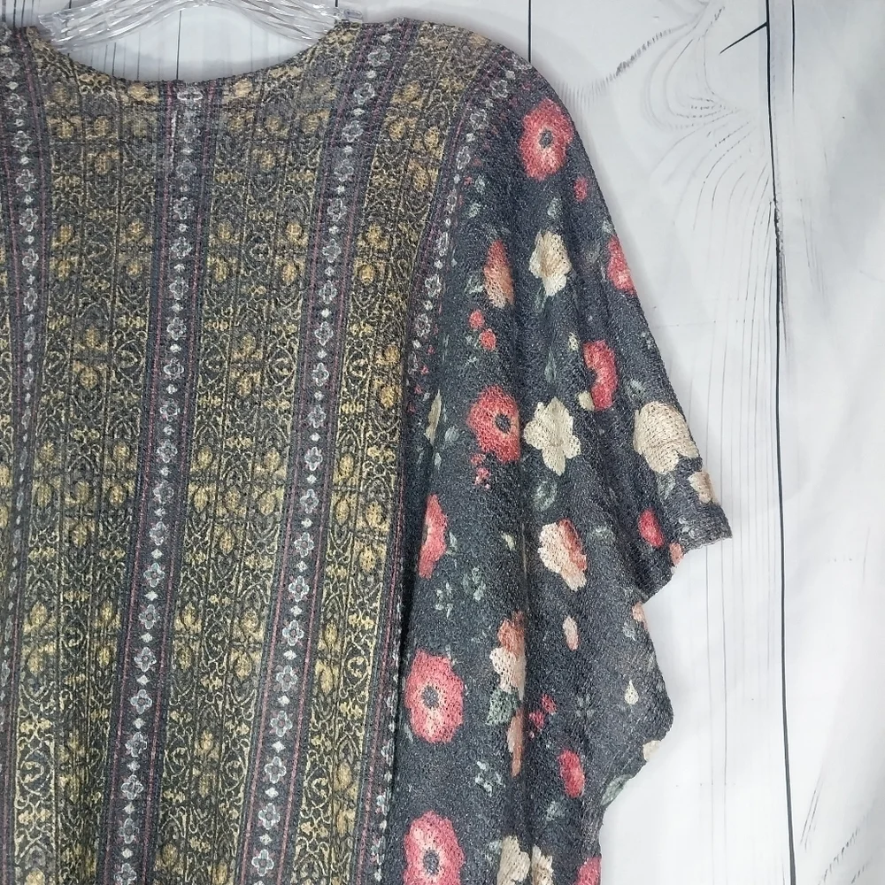 Sadie & Love Floral Open Front Short Sleeve Flowy Festival Kimono Boho Cardigan - Picture 8 of 11